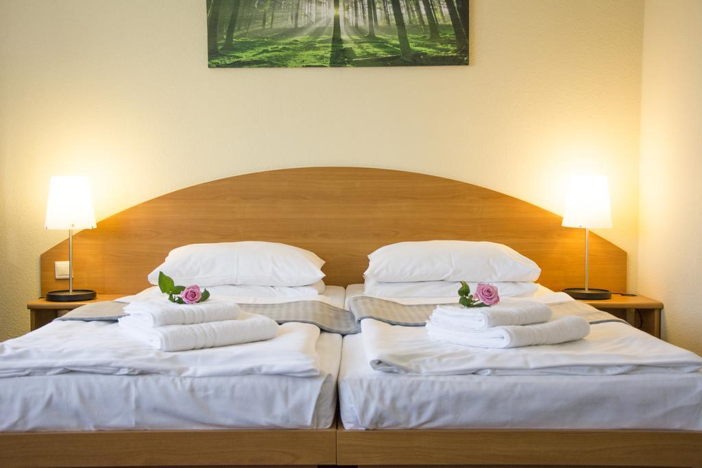 Astral'Inn Leipzig Hotel & Restaurant Kültér fotó