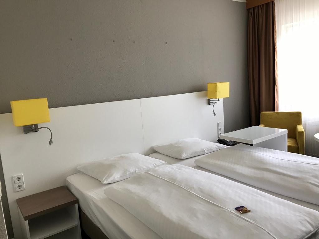 Astral'Inn Leipzig Hotel & Restaurant Kültér fotó